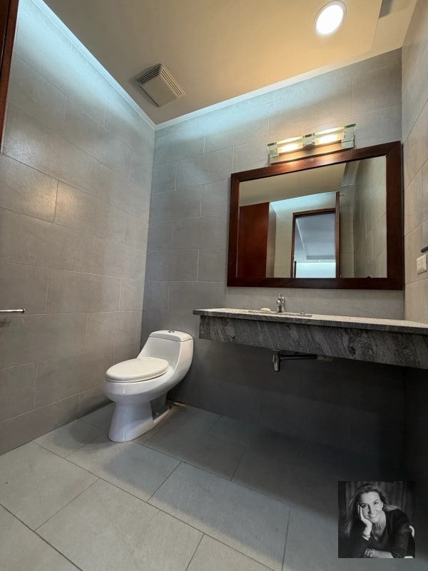Oficina en Renta en Zona 10 Guatemala – 285 m² Corporativos - 7