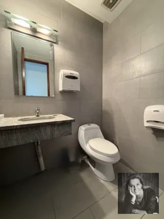 Oficina en Renta en Zona 10 Guatemala – 285 m² Corporativos — Oficina en Alquiler en Zona 10, Guatemala, Ciudad — miniatura 2 de 15