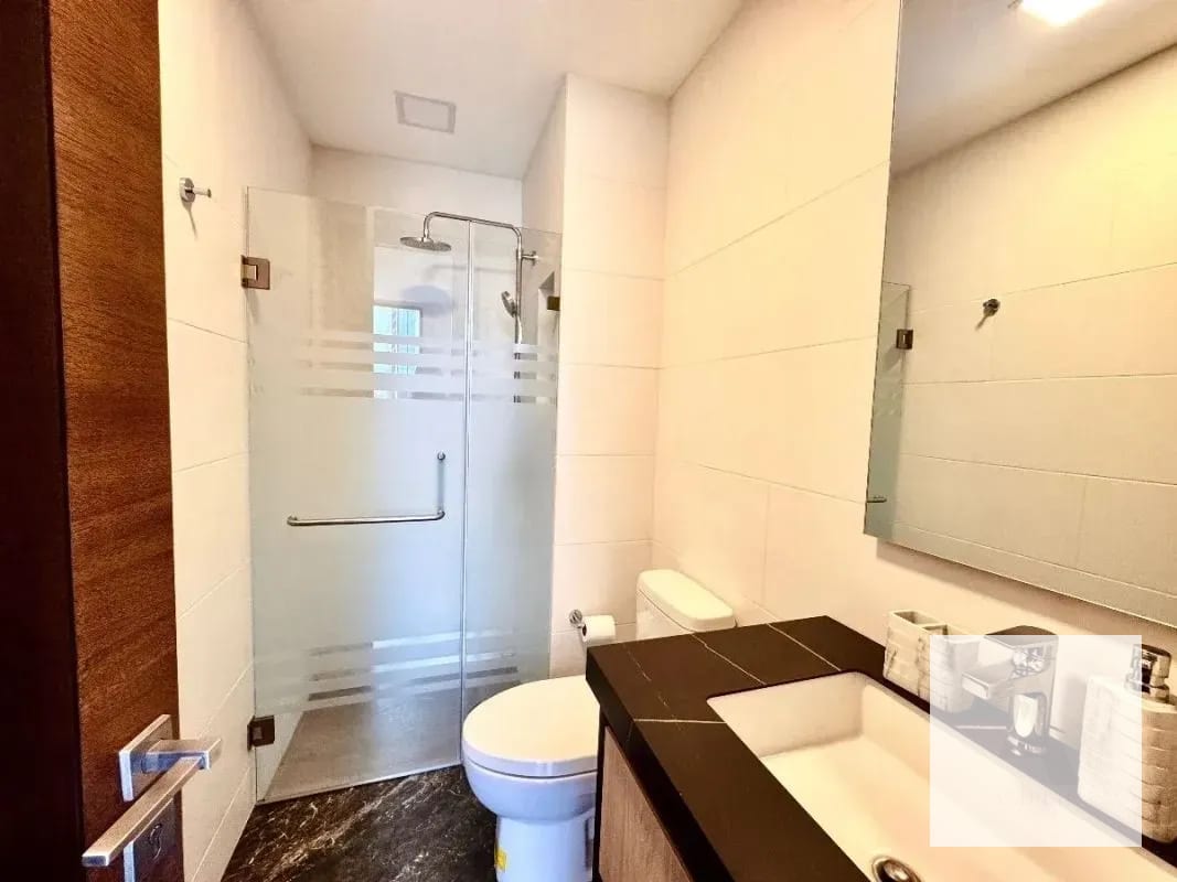Moderno apartamento en el corazón de zona 10 — Apartamento en Venta en Monád, Zona 10, Guatemala, Ciudad — foto 9 de 16