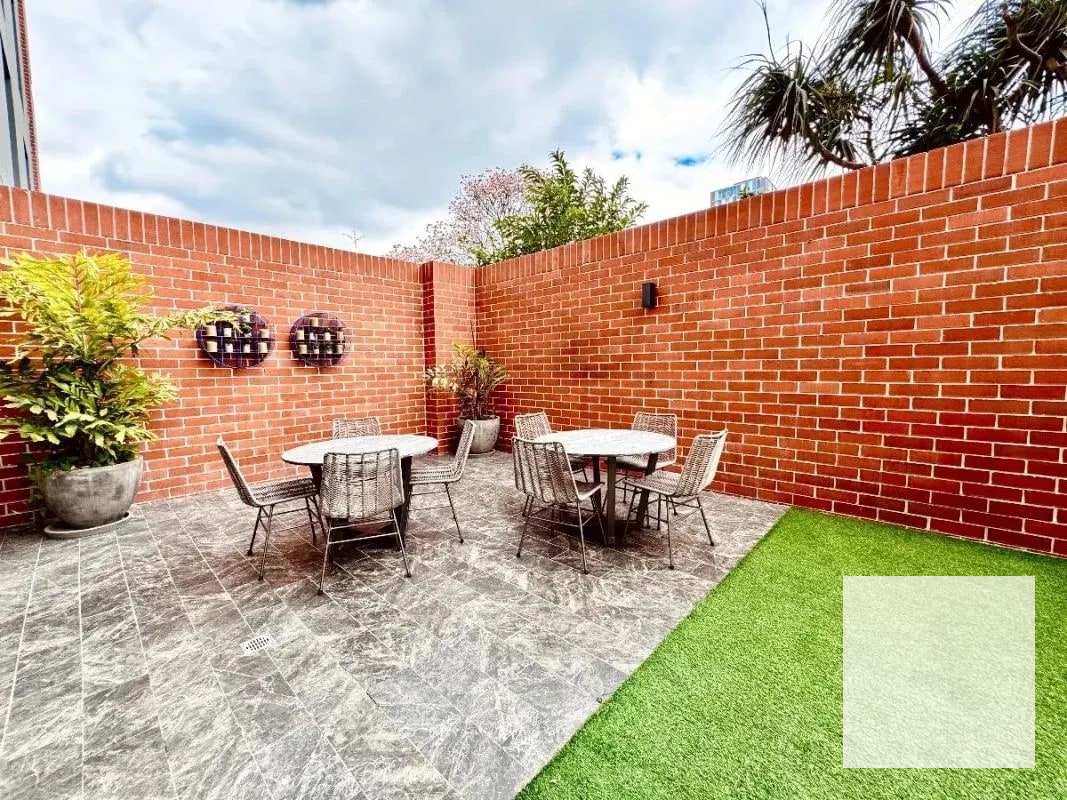 Moderno apartamento en el corazón de zona 10 - 5