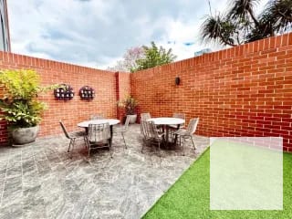 Moderno apartamento en el corazón de zona 10 — Apartamento en Venta en Monád, Zona 10, Guatemala, Ciudad — miniatura 5 de 16