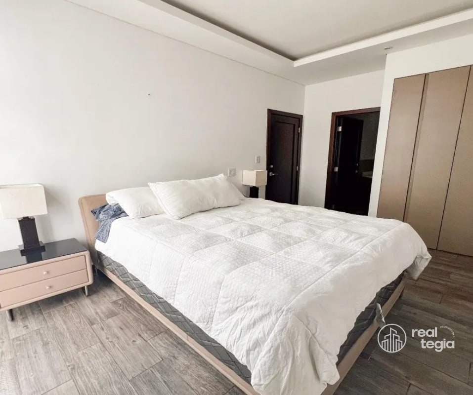 APARTAMENTO EN LIRIOS DE CAYALÁ ZONA 16 - 8