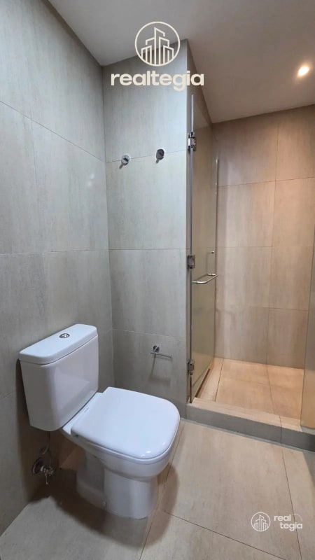 APARTAMENTO VISTA HERMOSA ZONA 15 - 3