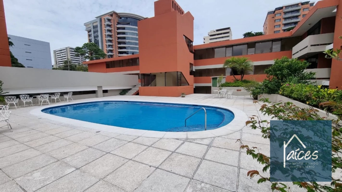 Townhouse/apto en venta VILLA REAL Zona 10 (D) - 9