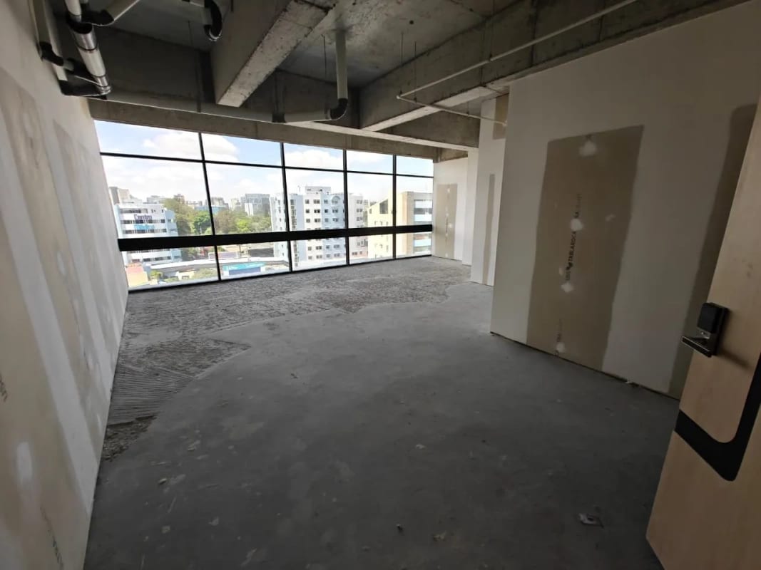 CLÍNICA MÉDICA EN VENTA – EDIFICIO RENOVATI | ZONA 10 — Clínica en Venta en Renovati, Zona 10, Guatemala, Ciudad — foto 4 de 7
