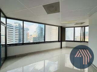 ALQUILER DE OFICINA TABICADA 185MT2 - MURANO CENTER, ZONA 10 — Oficina en Alquiler en Murano Center, Zona 10, Guatemala, Ciudad — miniatura 7 de 11