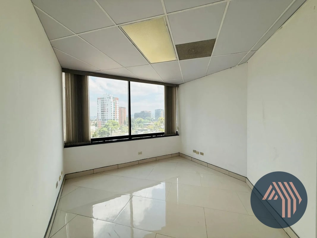 ALQUILER DE OFICINA TABICADA 185MT2 - MURANO CENTER, ZONA 10 - 6