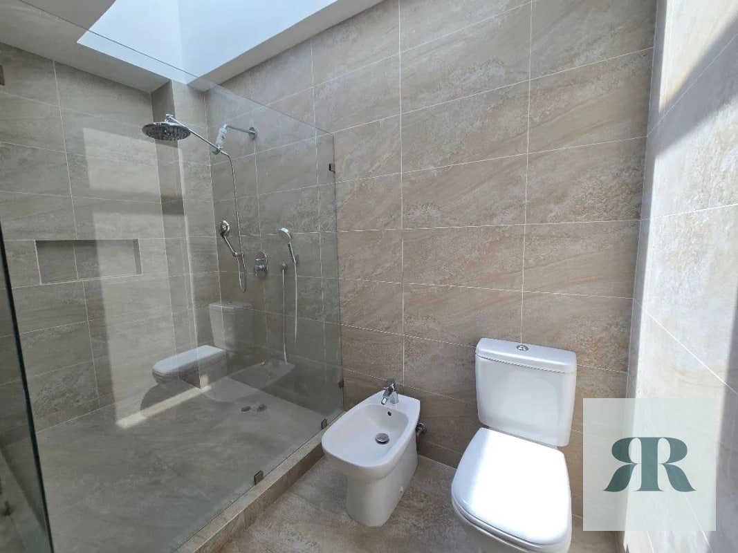 *Casa en Venta Vista Hermosa II, dentro de garita, 4 dormitorios* - 3