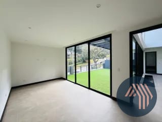 VENTA DE PRECIOSA CASA - ARAMA, SANTA CAT. PINULA — Casa en Venta en Santa Catarina Pinula, Guatemala, Ciudad — miniatura 7 de 16