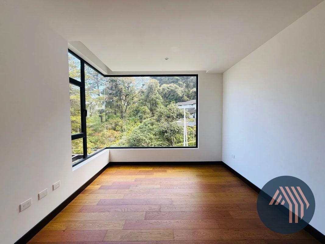 VENTA DE PRECIOSA CASA - ARAMA, SANTA CAT. PINULA - 10