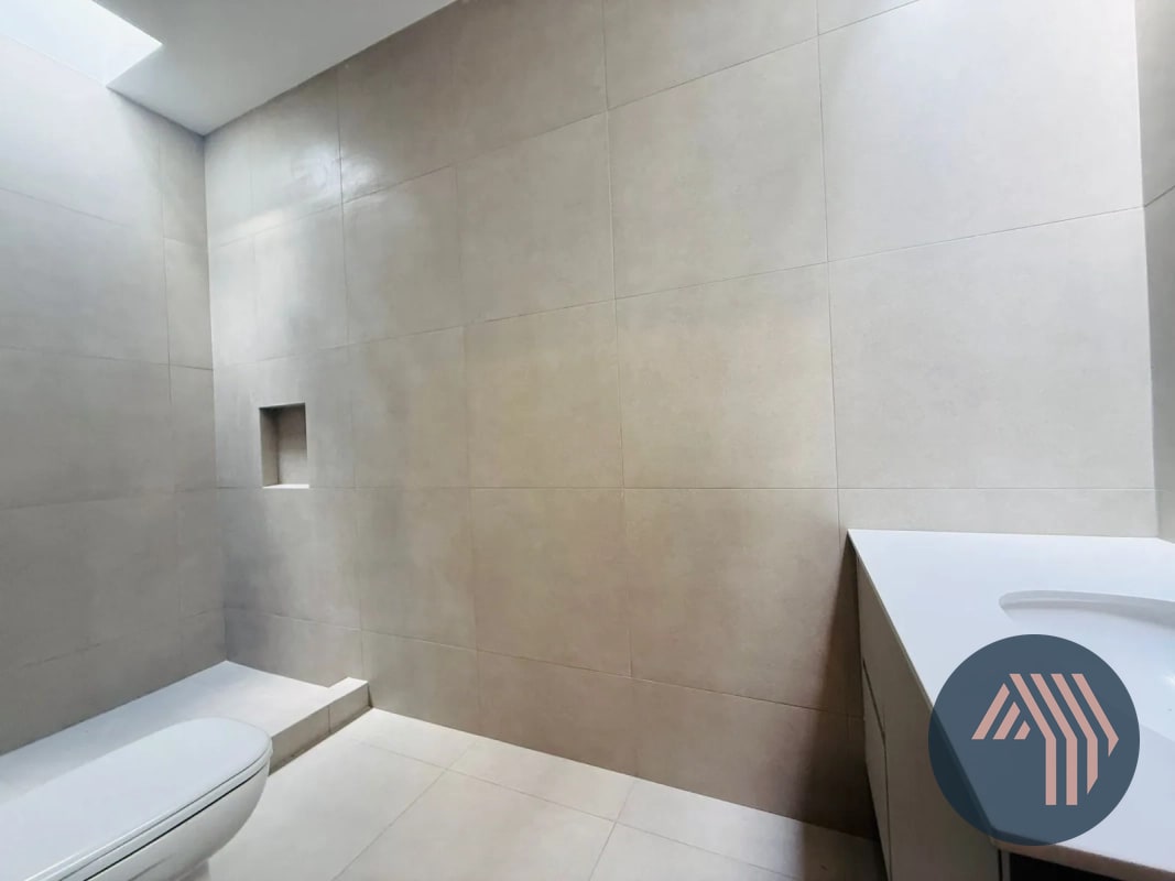 VENTA DE PRECIOSA CASA - ARAMA, SANTA CAT. PINULA - 13