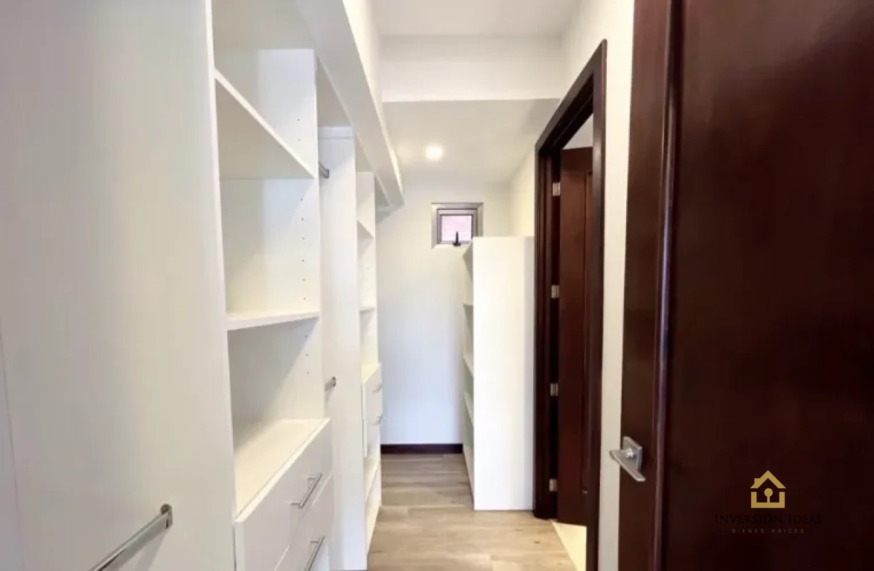 Apartamento en Renta - $1,225 | Edificio Taormina Z.15 | 1 Habitación + Bodega + Amenidades Top - 10