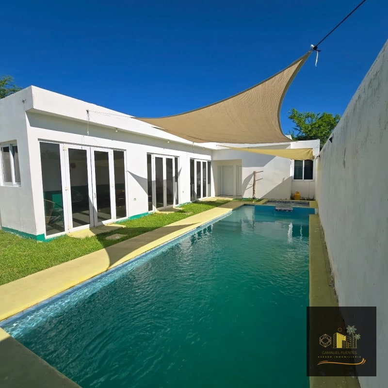 2 Casas de Playa en Venta en Monterrico - 14