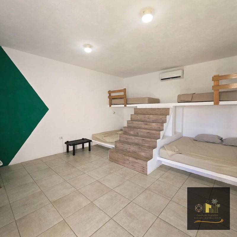 2 Casas de Playa en Venta en Monterrico - 7