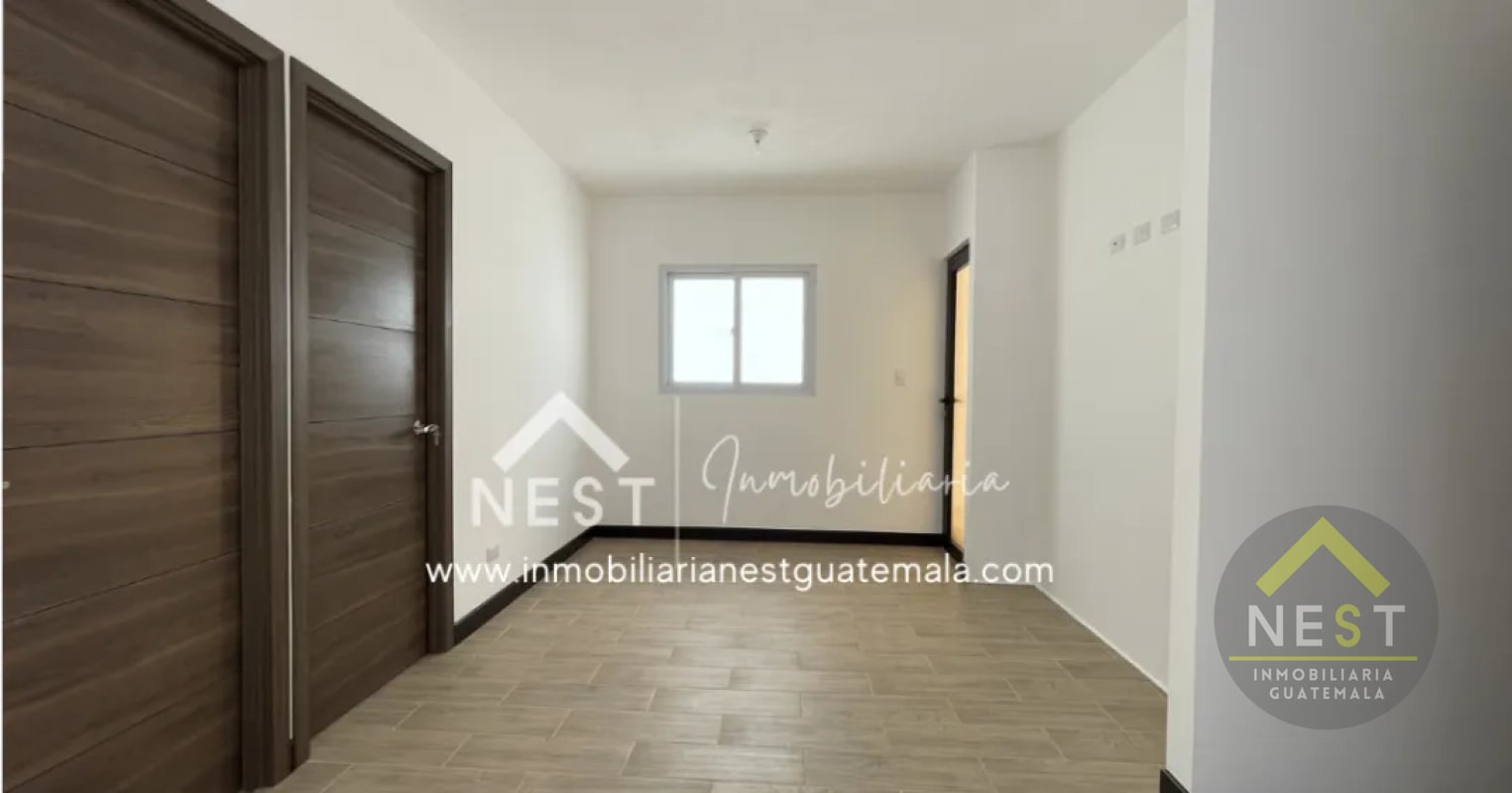 Casa nueva en renta con jardín | Bosques de Santa Elena - Km 26.5 CAES - 13