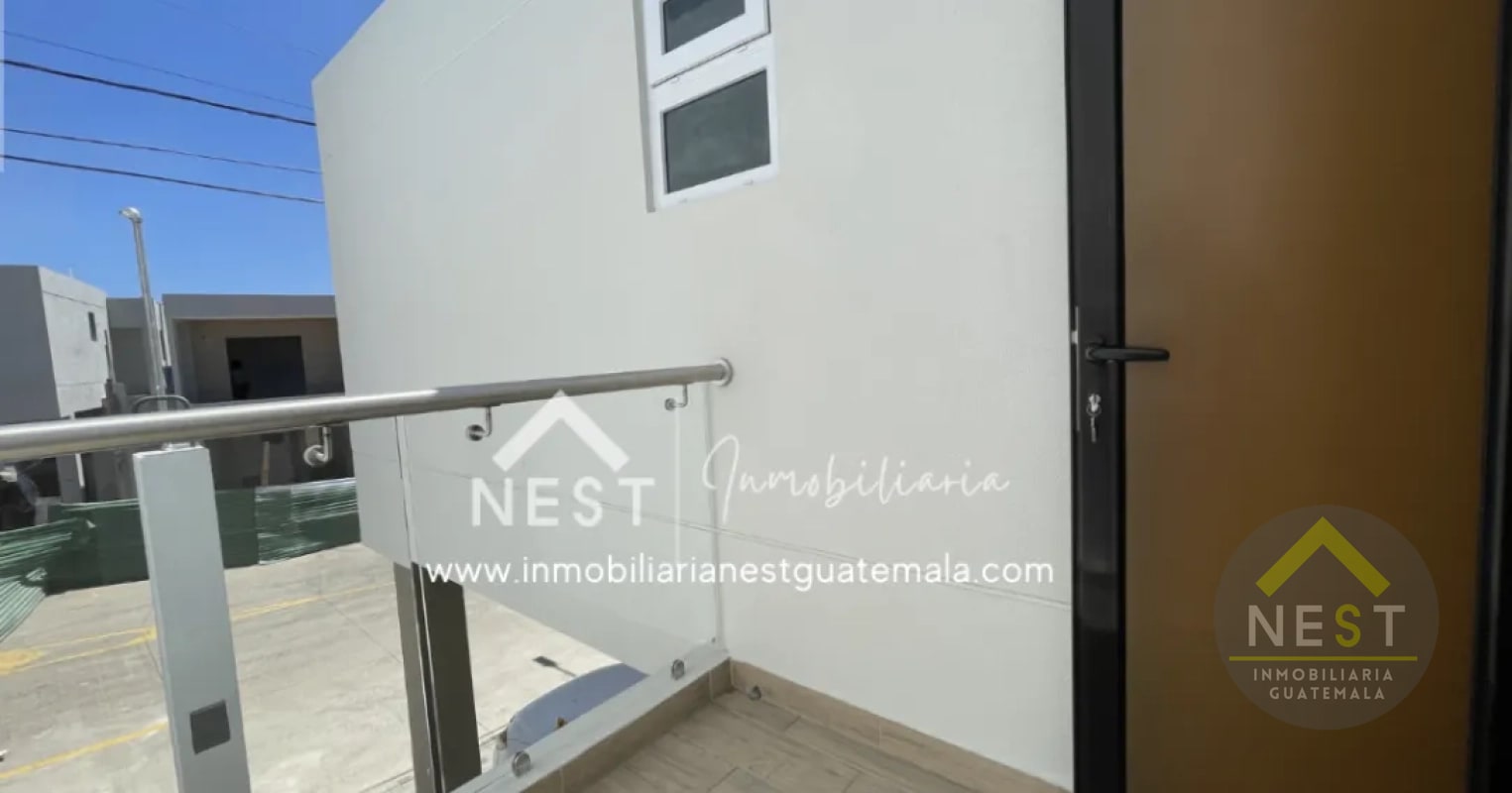 Casa nueva en renta con jardín | Bosques de Santa Elena - Km 26.5 CAES - 11