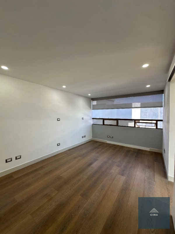 Clínica en Venta en Zona 10 | 70 m² | Edificio Santa Clara | US$90,000 - 7