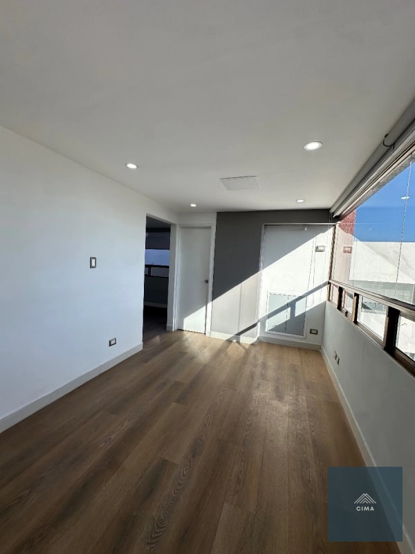 Clínica en Venta en Zona 10 | 70 m² | Edificio Santa Clara | US$90,000 - 4