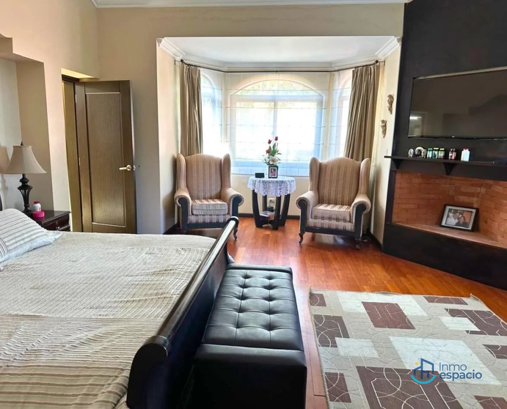 Casa en Venta – Condominio El Encinal, Mixco - 12