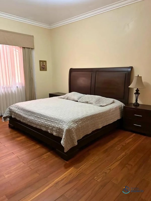 Casa en Venta – Condominio El Encinal, Mixco - 9