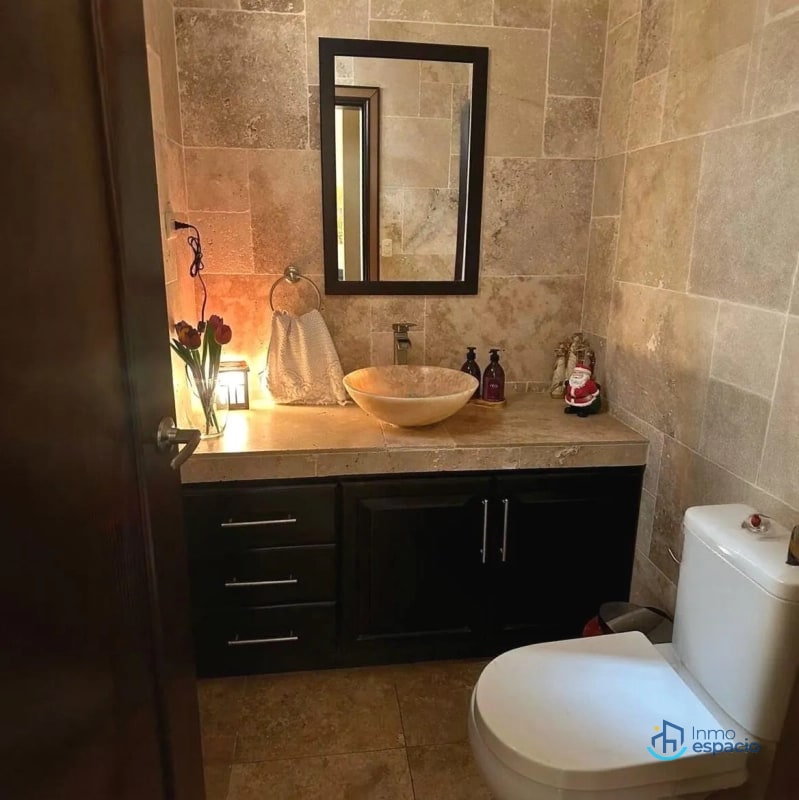 Casa en Venta – Condominio El Encinal, Mixco - 6