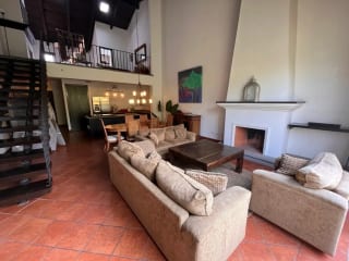EXCLUSIVO LOFT EN RESIDENCIALES EL MONASTERIO A LA VENTA — Apartamento en Venta en Antigua, Sacatepéquez — miniatura 1 de 4