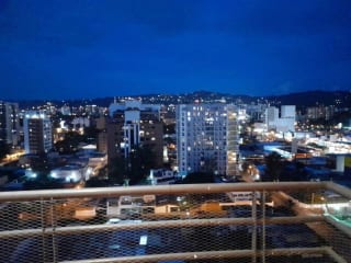 SE VENDE APARTAMENTO EN ZONA 10 MIRAFIORI — Apartamento en Venta en Zona 10, Guatemala, Ciudad — miniatura 1 de 10