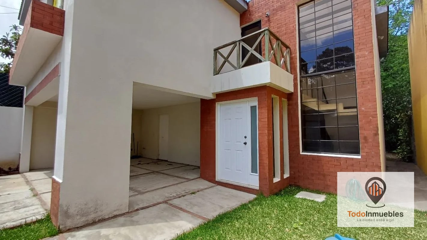Casa en Venta en Villas del Pinar km 19.5 CES - 8