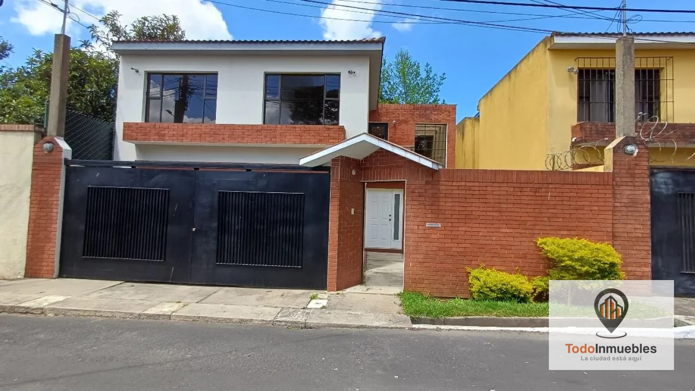 Casa en Venta en Villas del Pinar km 19.5 CES - 12