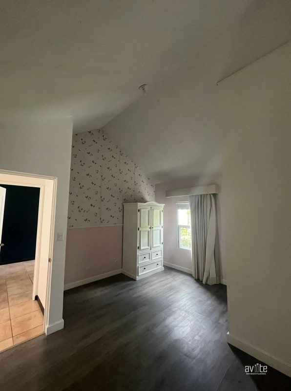 CONDADO NARANJO.   Casa tipo Solana en venta, dentro de Alameda Norte $425,000 - 7