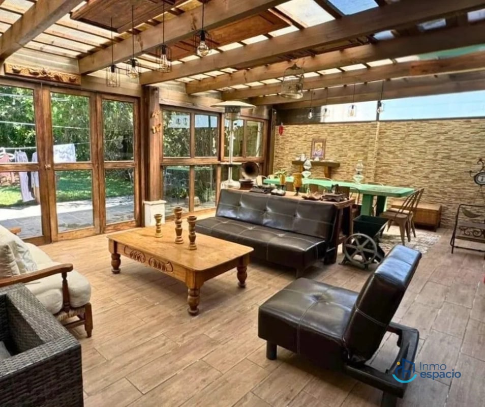 Casa en Venta – La Fontana 2 | Carretera a El Salvador Km. 25.5 - 1