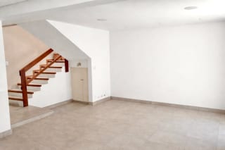 Linda Casa Remodelada en renta en Zona 13 — Casa en Alquiler en Zona 13, Guatemala, Ciudad — miniatura 4 de 5