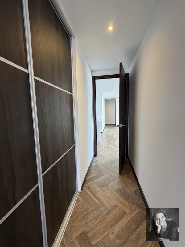 Apartamento en Venta en Edificio Zona 10 | 3 Habitaciones | 130 m² - 13
