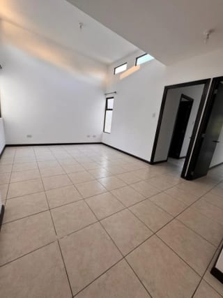 Venta de Casa Vistas de San Isidro Zona 16 — Casa en Venta en Vistas de San Isidro, Zona 16, Guatemala, Ciudad — miniatura 12 de 15