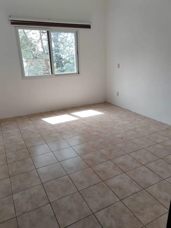 Casa en Venta La Fontana CAES — Casa en Venta en Carretera a El Salvador, Guatemala, Ciudad — foto 13 de 14