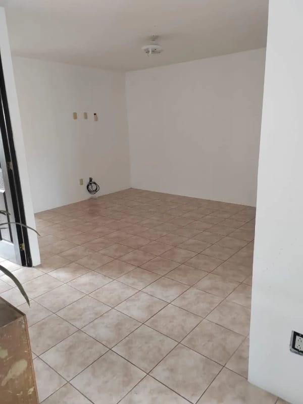 Casa en Venta La Fontana CAES — Casa en Venta en Carretera a El Salvador, Guatemala, Ciudad — foto 8 de 14