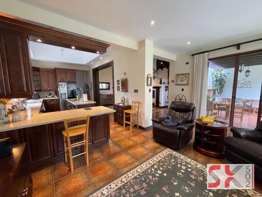 VENDO CASA DE UN NIVEL EN HACIENDA NUEVA CONTRY CLUB - 9