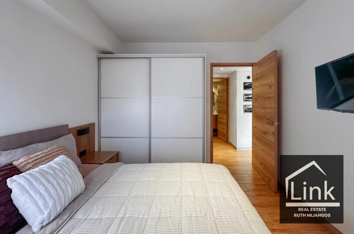 Venta de Apartamento Zona 9 AMUEBLADO - 3