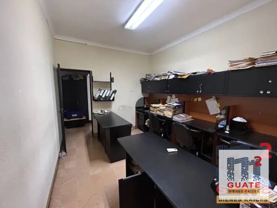 Casa fuera de condominio en Renta, Zona 10 - 1