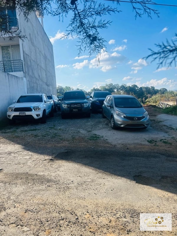 Terreno en venta en Hacienda Real, Zona 16 "Excelente precio" - 3