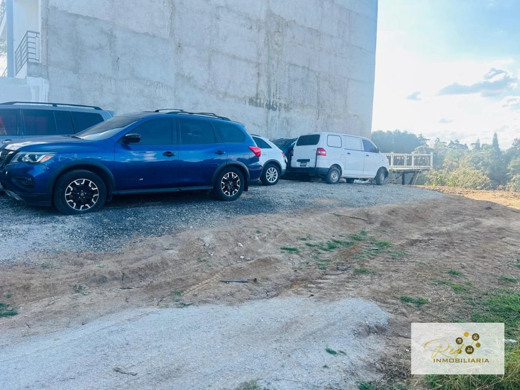 Terreno en venta en Hacienda Real, Zona 16 "Excelente precio" - 5