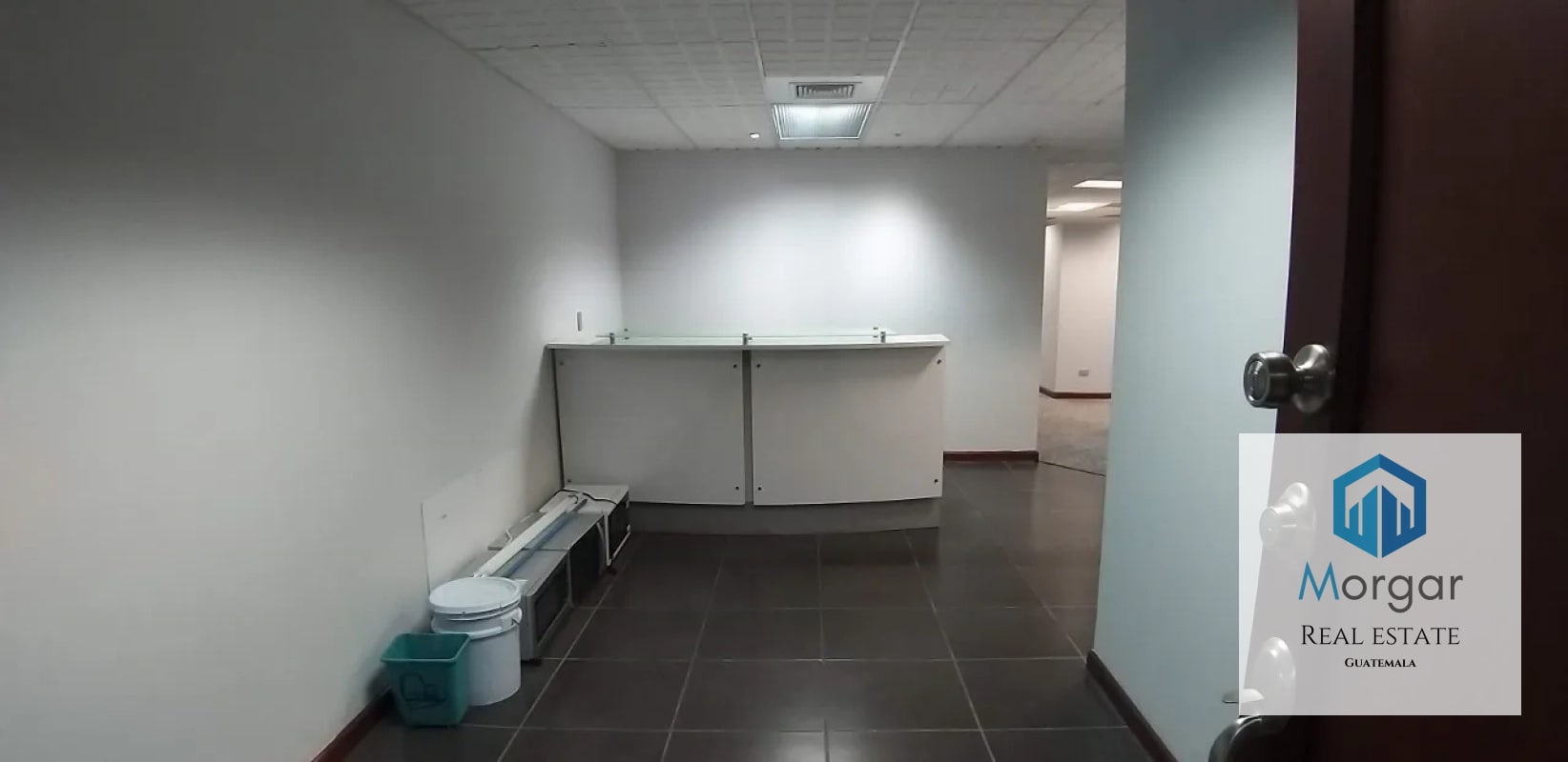 Oficina amueblada zona 14 - 1