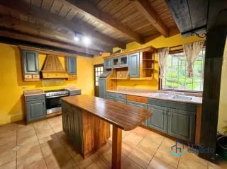 Casa en Venta – Colinas de San Lucas, Choacorral, Sacatepéquez — Casa en Venta en San Lucas Sacatepéquez, Sacatepéquez — miniatura 14 de 17