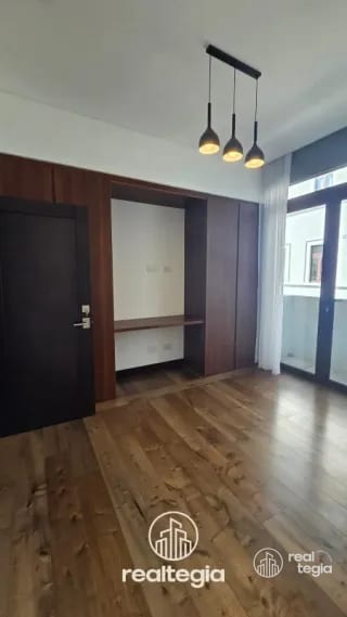 APARTAMENTO OLMOS DE CAYALÁ ZONA 16 — Apartamento en Venta en Zona 16, Guatemala, Ciudad — miniatura 5 de 11