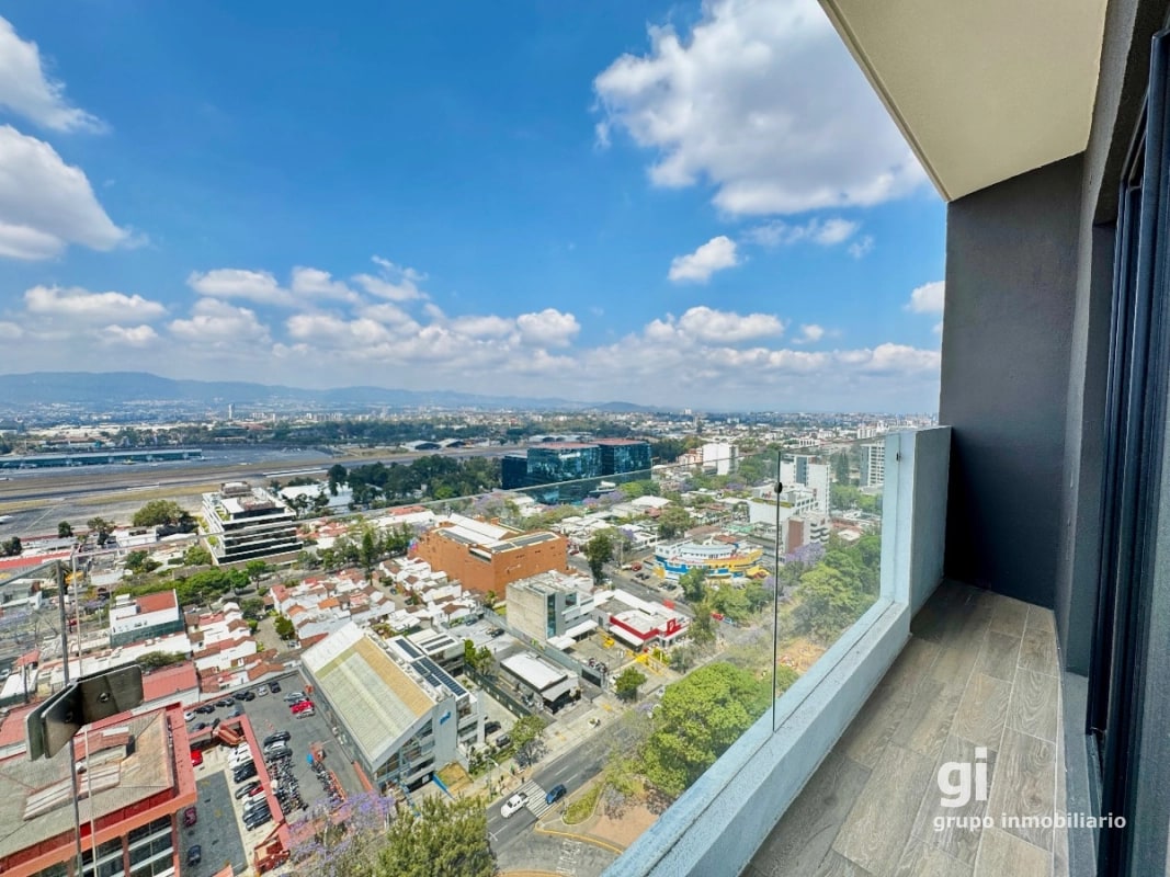 Apartamento en venta para amantes de las vistas y los aviones - 12