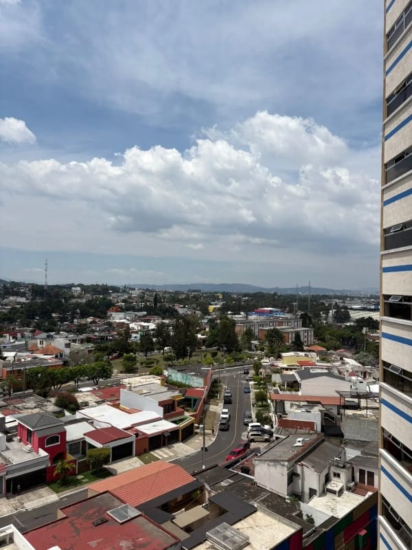 📍 APARTAMENTO EN VENTA – CONDOMINIO LAS GEMAS | ZONA 11 — Apartamento en Venta en Las Gemas, Zona 11, Guatemala, Ciudad — foto 2 de 11
