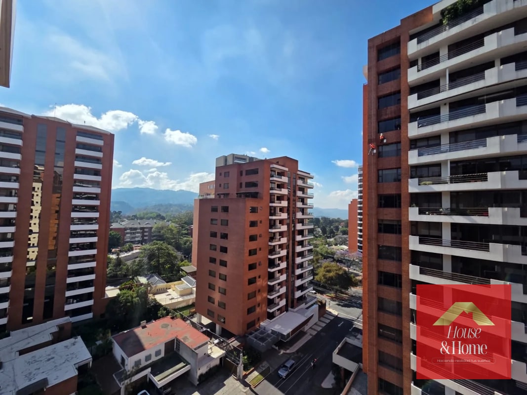 Apartamento en renta zona 14 -Torre Quattro - 6