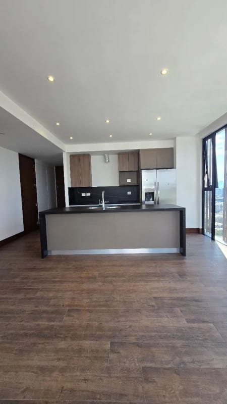 Apartamento en alquiler en Zona 15-Gaura - 7