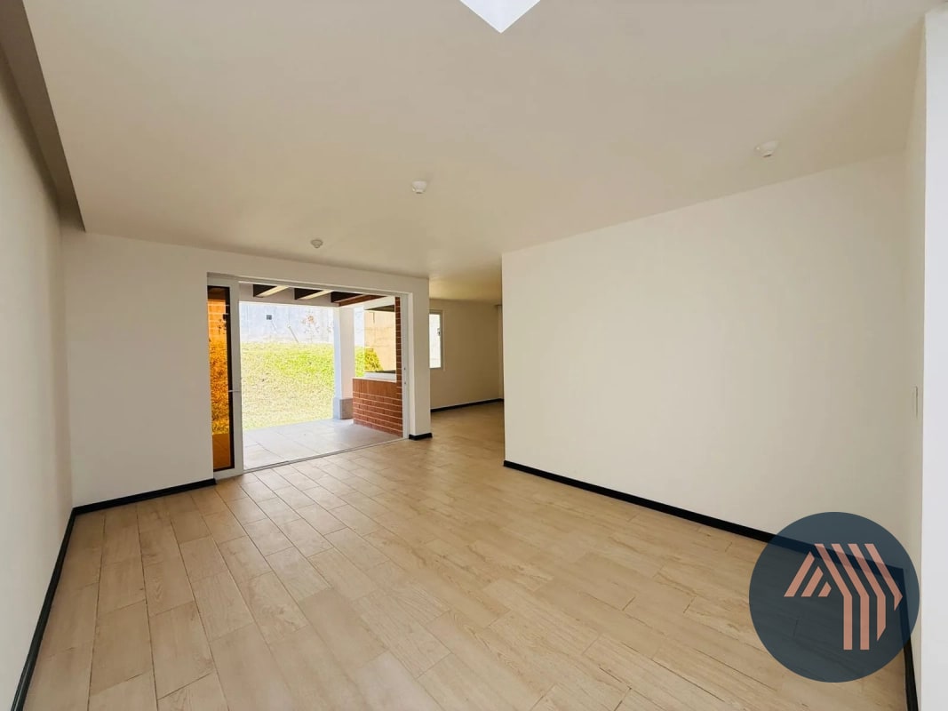 VENTA DE CASAS PARA ESTRENAR - TRIVENTO, KM 18.5 CES - 4