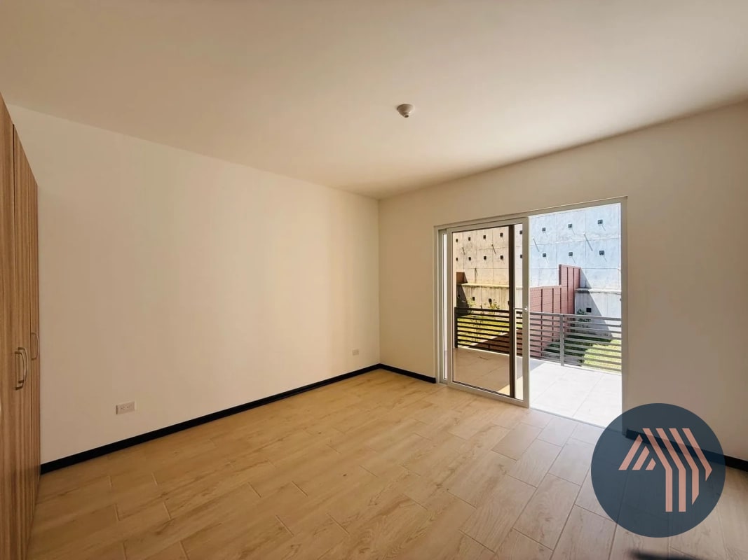 VENTA DE CASAS PARA ESTRENAR - TRIVENTO, KM 18.5 CES - 12